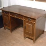 320 3056 WRITING DESK